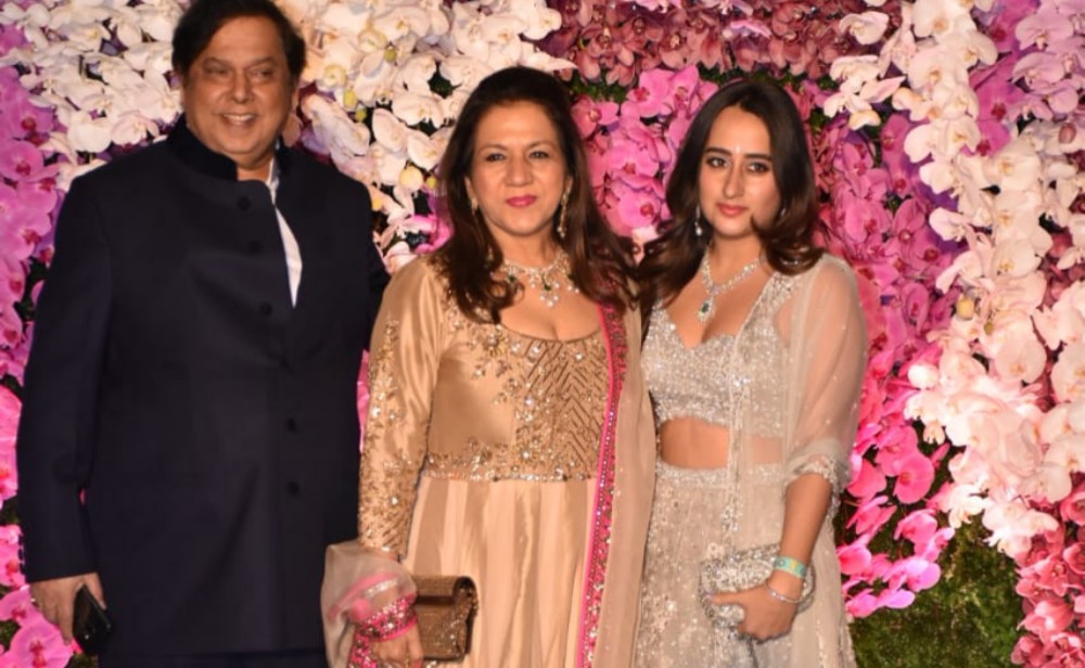 Natasha Dalal with Varun Dhawan's parents