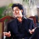 Shah-Rukh-Khan-gets-late-for-event