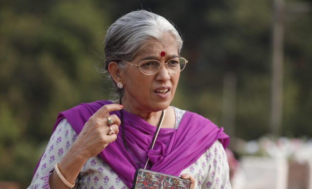 Ratna-Pathak-Shah-in-Happy-Family-Conditions-Apply