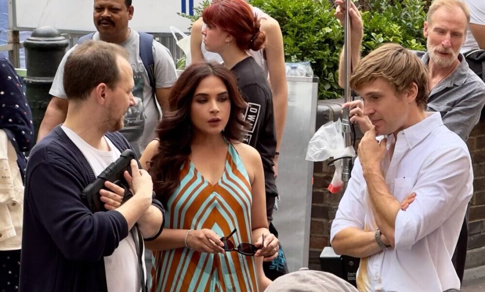 Richa-Chadha-spotted-with-British-Actor-William-Moseley-on-London-streets-shooting-for-Aaina.jpg