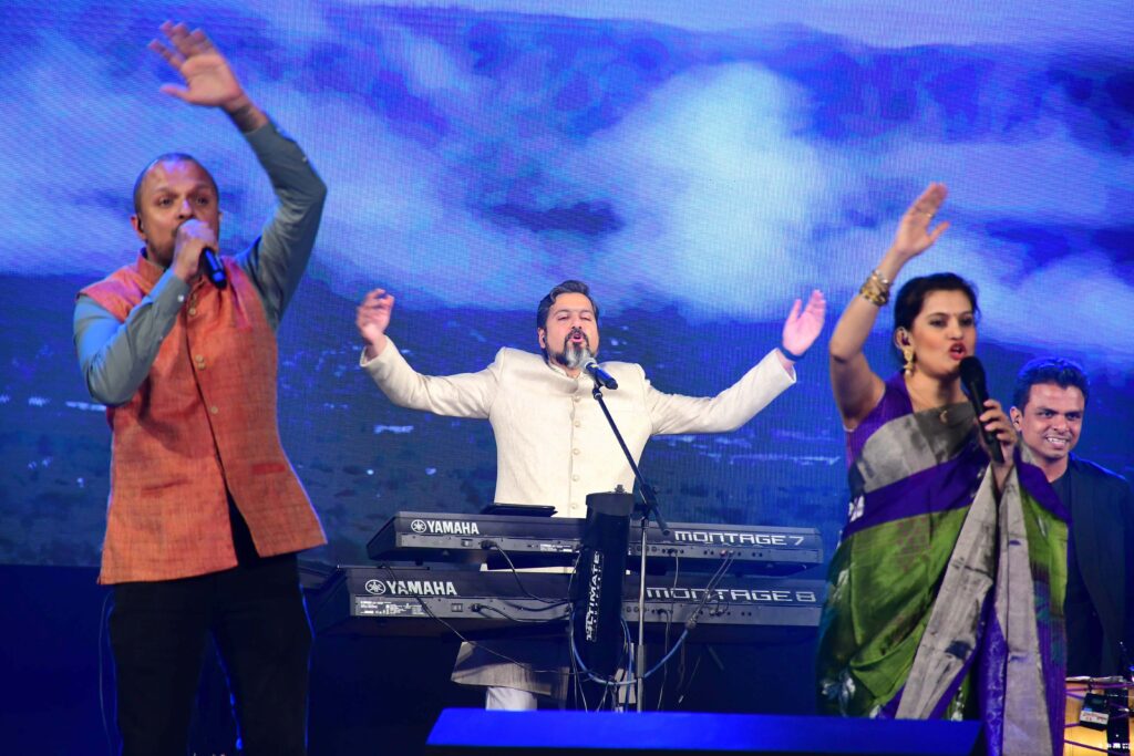 1706512211_Mumbai-Festival-Ricky-Kej-and-group-performing-at-the-Concert-For-Change-Closing-Ceremony-28th-Jan-2024-5-scaled.jpg
