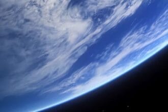 The 100 Netflix Hindi Dubbed Survival Thriller Review