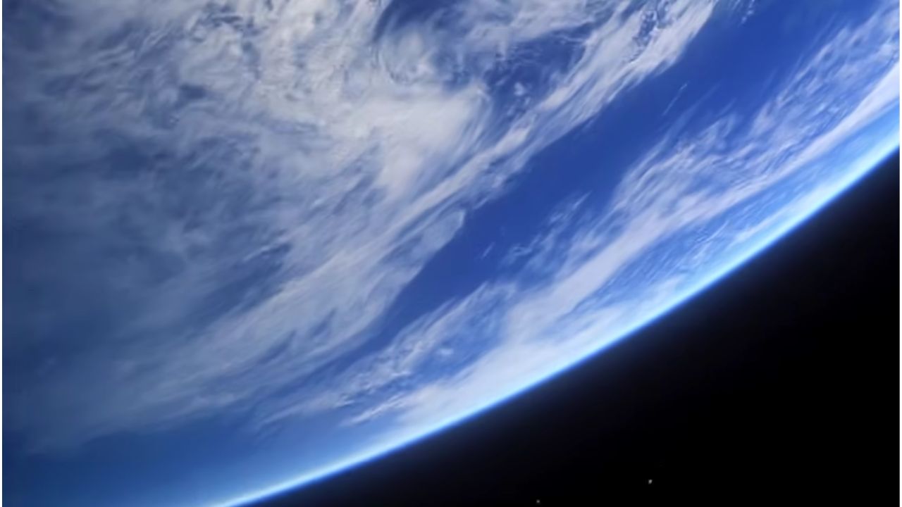 100 young prisoners standing on a destroyed Earth in The 100 series