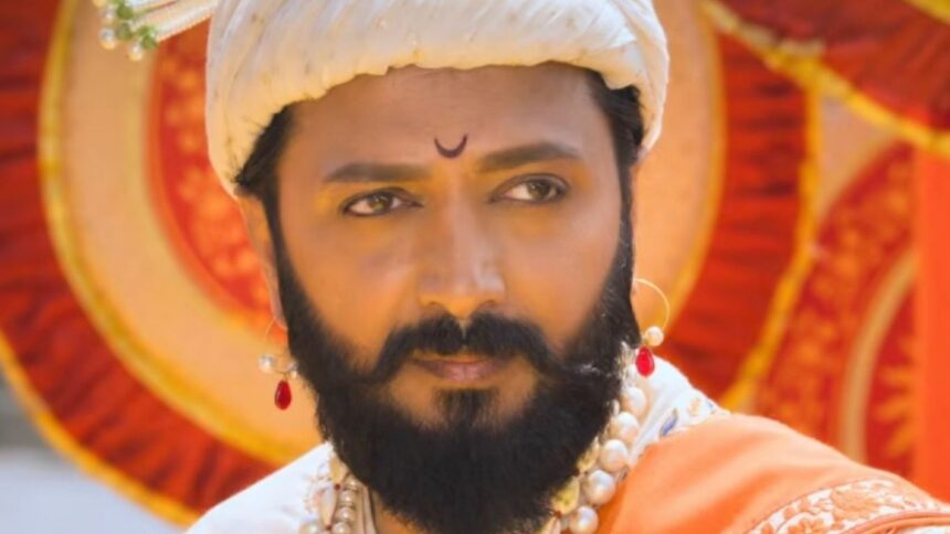 Abhishek Bachchan as Sambhaji and Riteish Deshmukh as Shivaji in Raja Shivaji teaser
